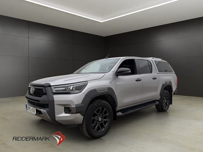 Bild 3 av Toyota Hilux Dubbelhytt Invincible 2.8 4WD Dragkrok JBL Diff Kåpa Moms