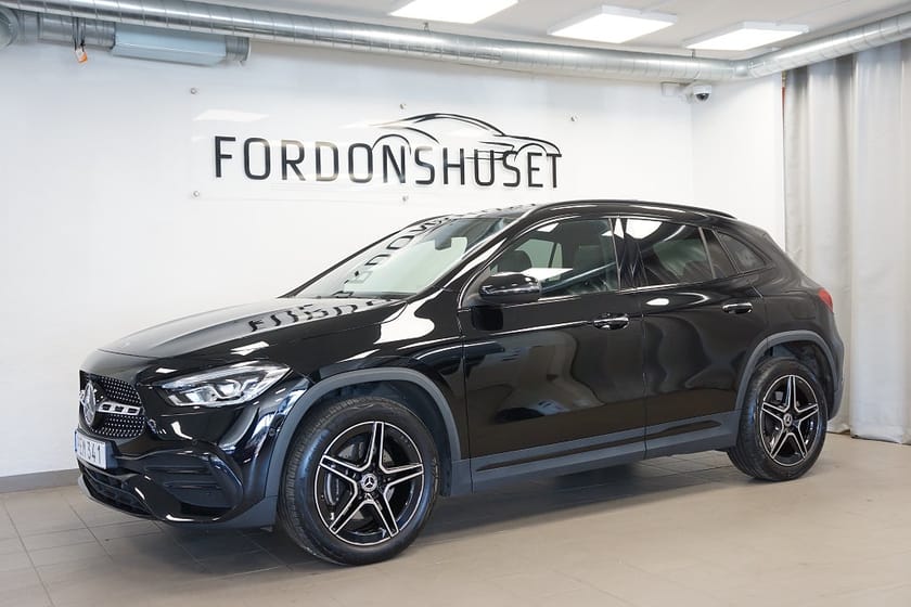 Bild 1 av Mercedes-Benz GLA 250 e 8G-DCT AMG-LINE | PANORAMA | MOMS | SE SPEC.