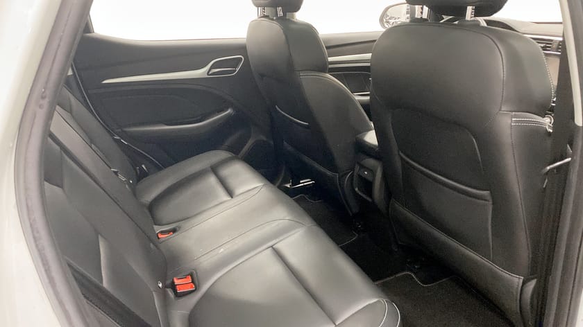 Bild 5 av MG ZS EV Luxury 45 kWh Panorama - Backkamera