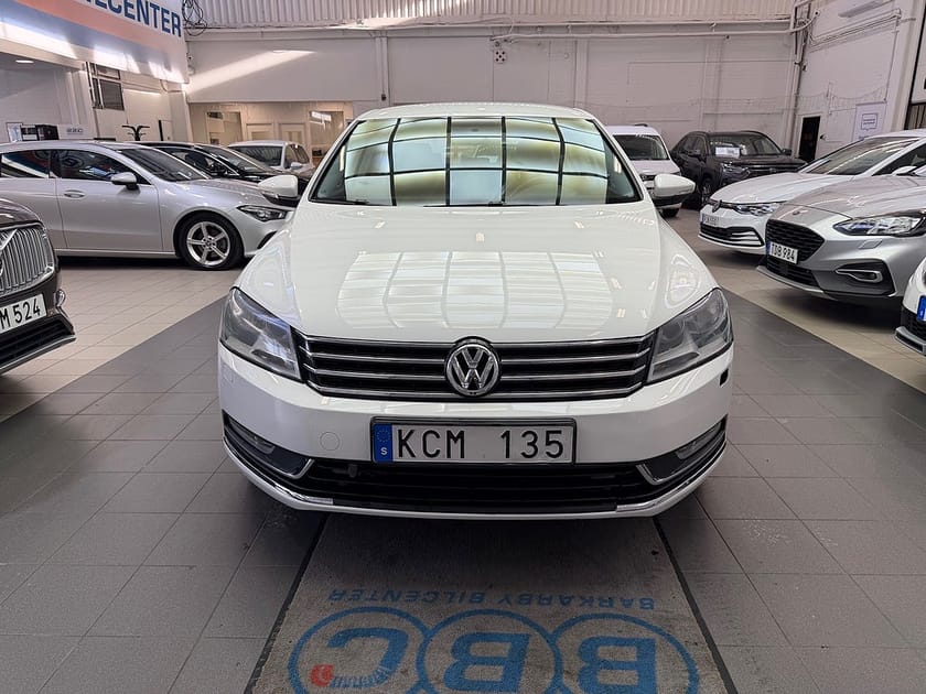 Bild 2 av Volkswagen Passat 1.6 TDI DPF BMT / Sedan / Nybesiktigad