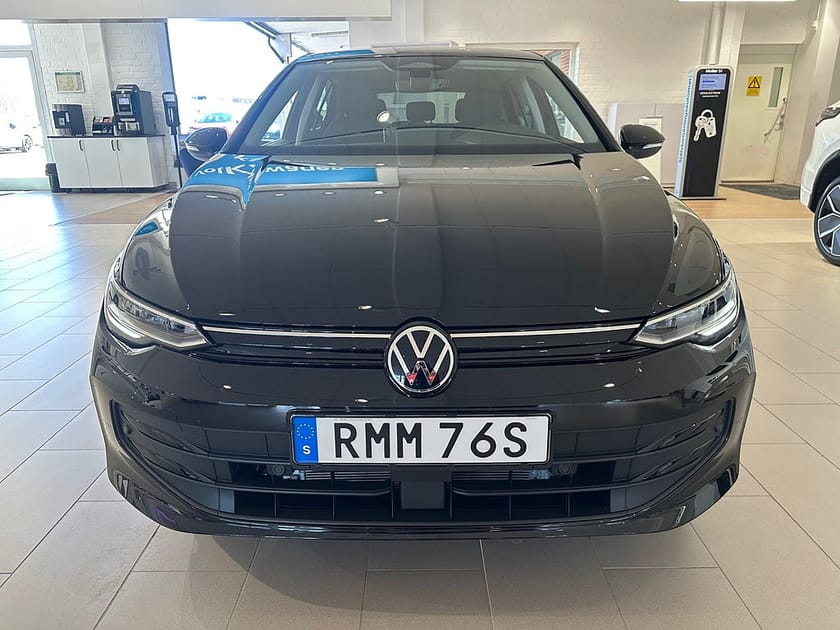 Bild 4 av Volkswagen Golf 1.5 eTSI Life LAGERBIL