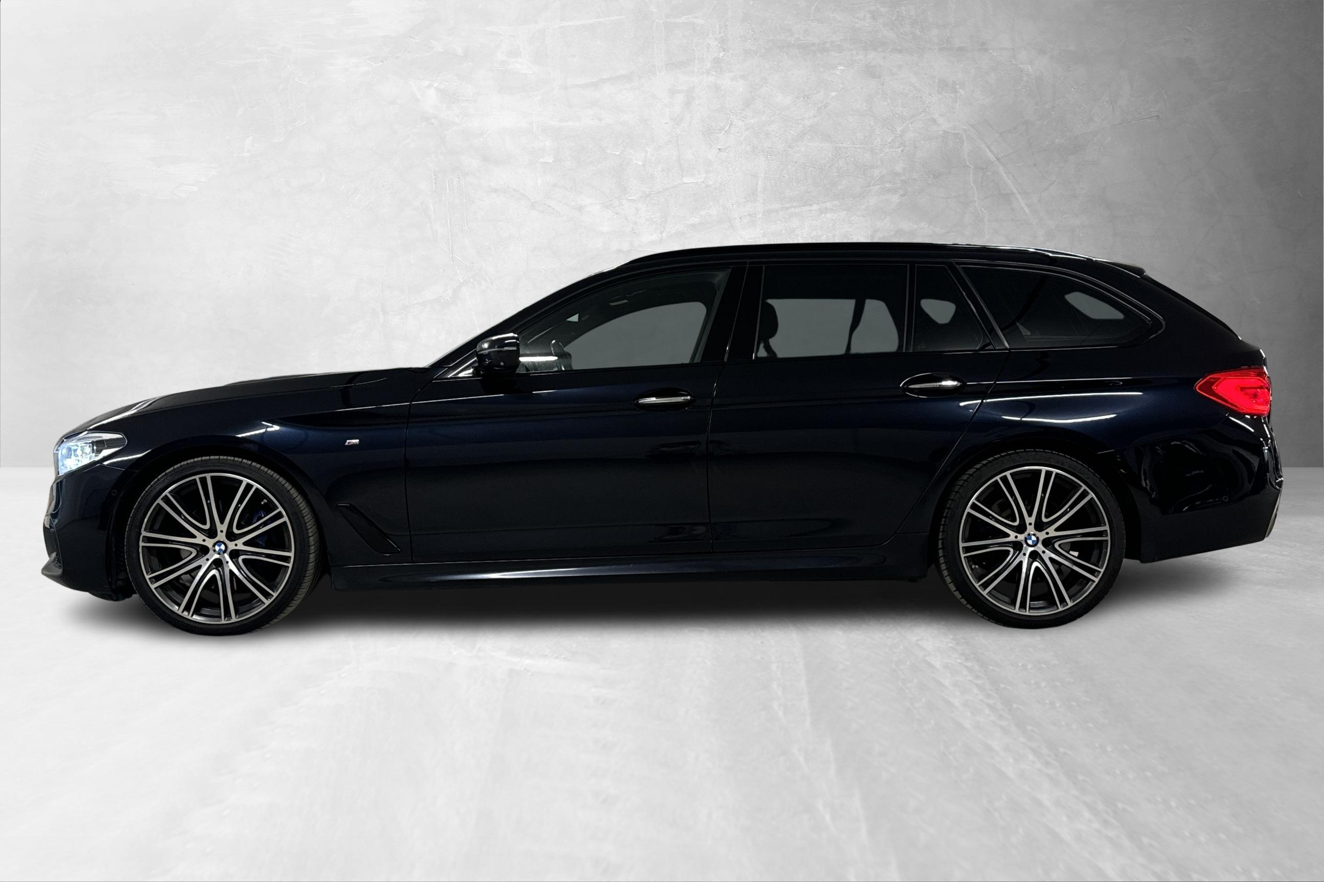 Thumnail bilde 1 av BMW 530d xDrive Touring