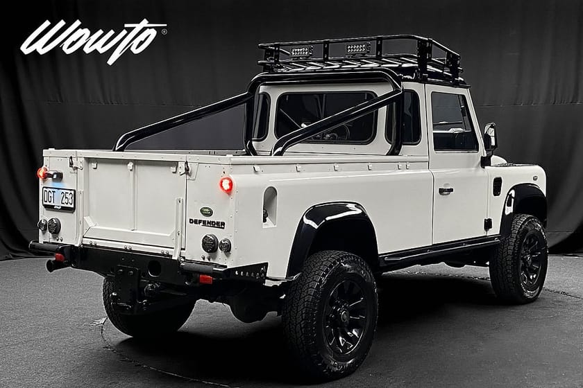Bild 5 av Land Rover Defender 110 Pick Up TD4 Puma Pick-Up /Skalstolar/Se Spec/4.95%