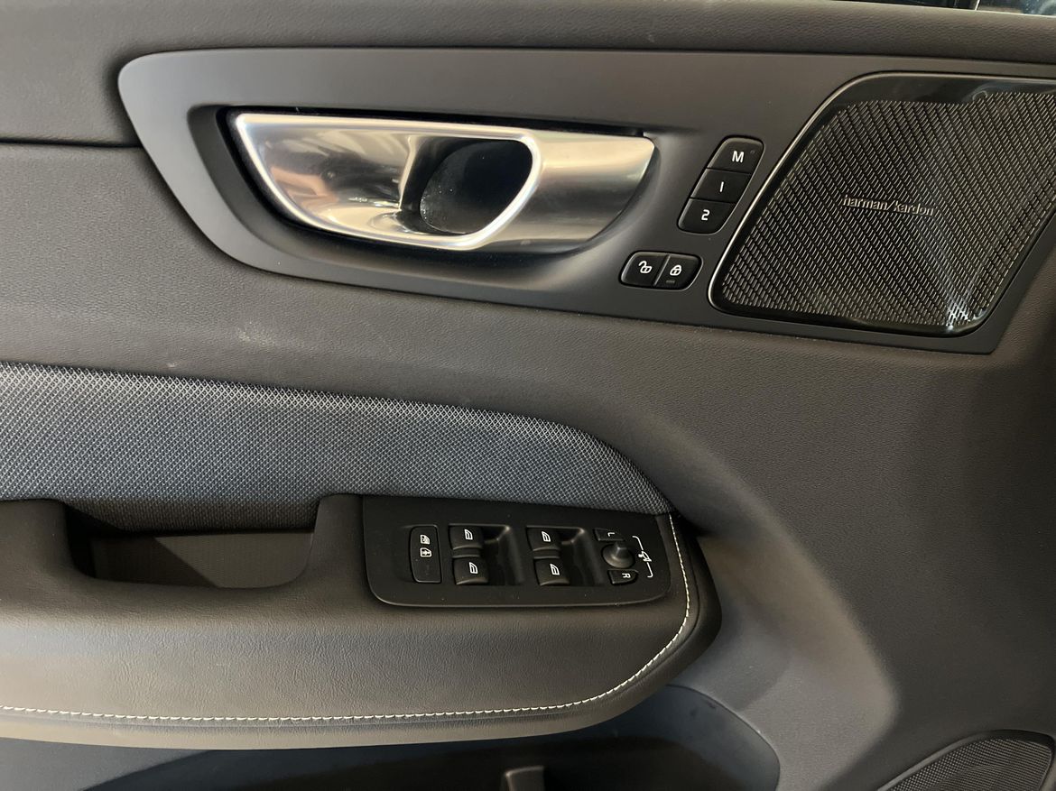 Volvo XC60 2025 - miniatyr 15