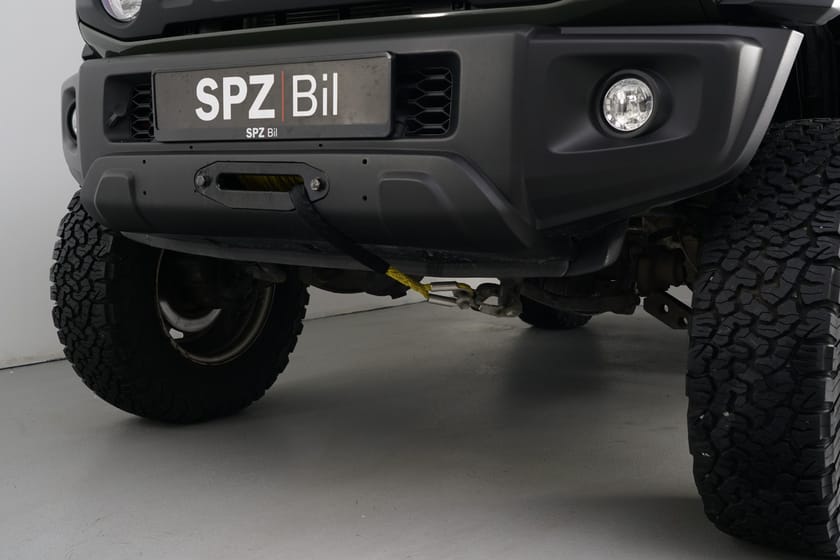 Bilde 4 av Suzuki Jimny 4x4 Tibus 1.5L 102hk Meget påkostet SJELDEN mulighet!