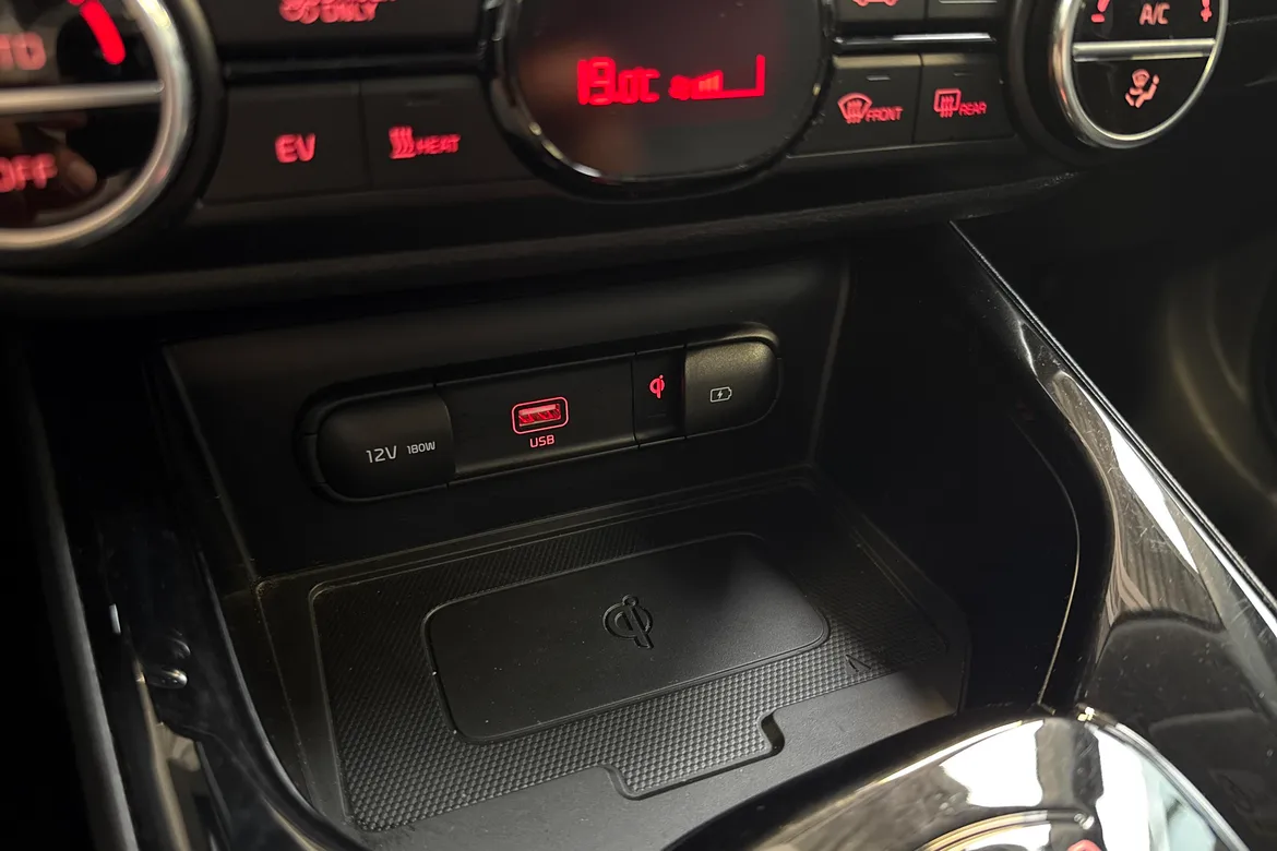 picture of a car