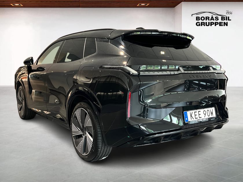 Bild 2 av Lynk & Co 08 PHEV More