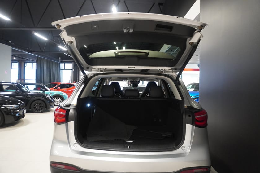 Bild 5 av MG EHS PHEV Edu Ii, 258hk, 2021 360 Kamera Adaptiv Farthållare Panorama