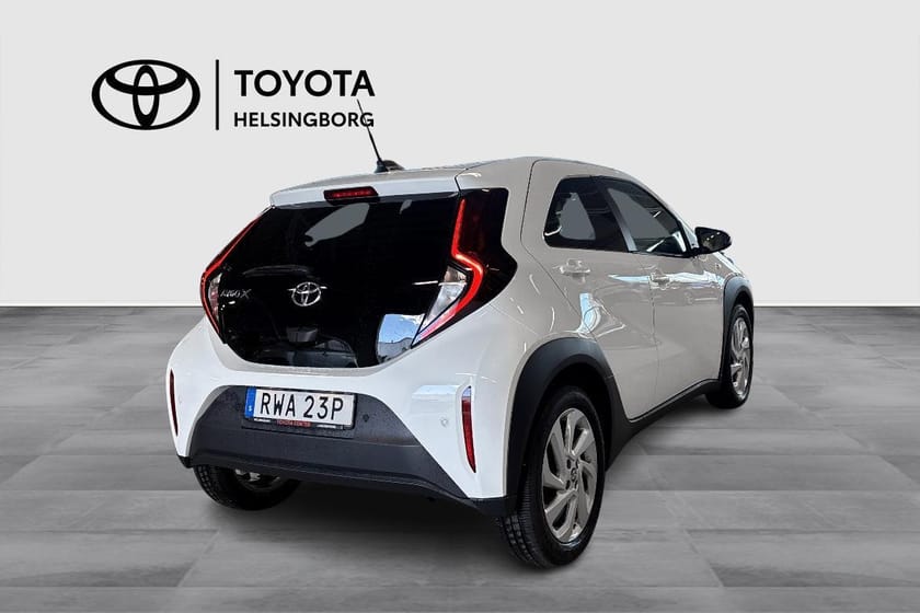 Bild 4 av Toyota Aygo X X-Play Automat, ComfortPack, Stylepack