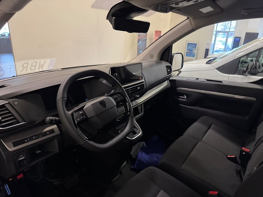 Bild 3 av Peugeot Expert Utökad Last L3 PLUS 2.0 BlueHDi 145HK AUTOMAT *LAGER BIL*