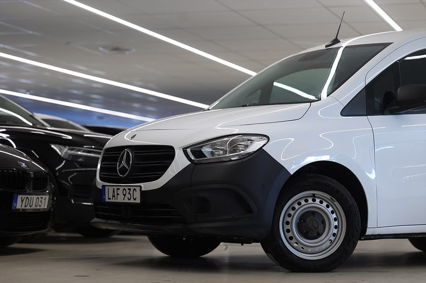 Bild 4 av Mercedes-Benz Citan 110 CDI 95hk B-kamera CarPlay Drag MOMS