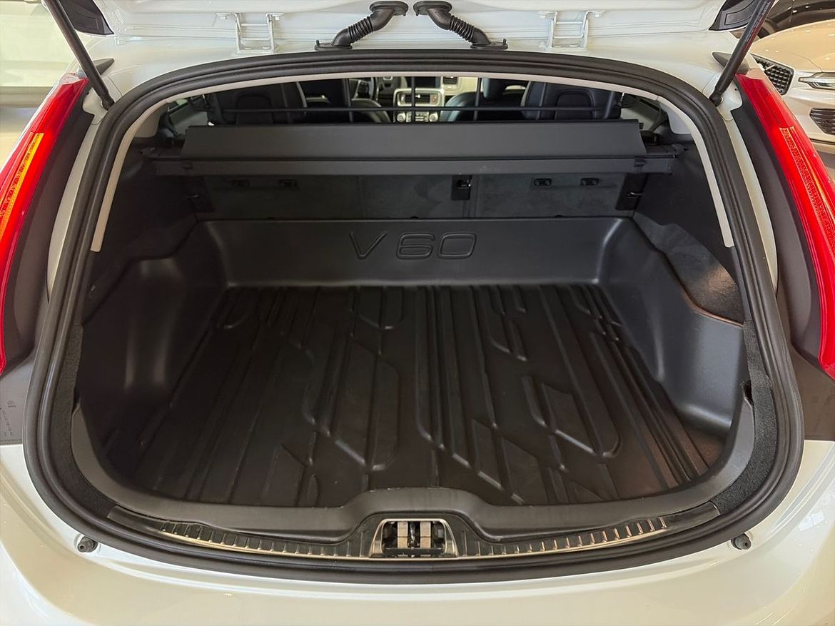 Volvo V60 2015 - miniatyr 6