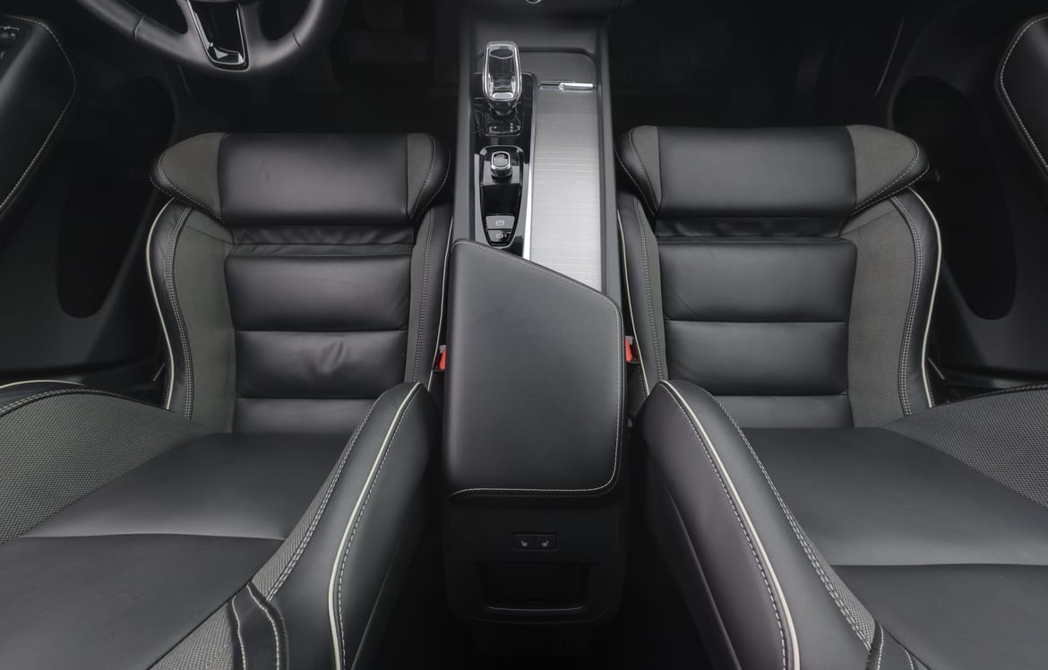 Volvo XC60 2023 - miniatyr 10