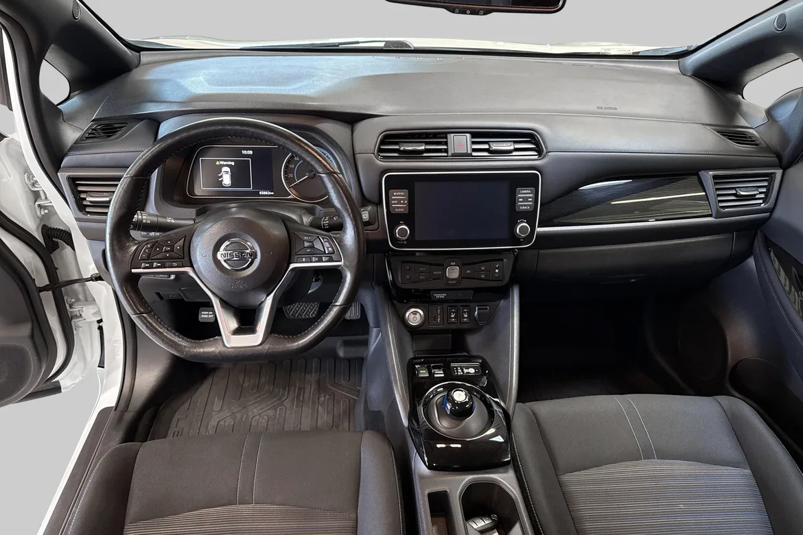 picture of a car