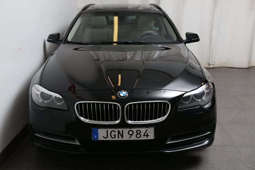 Bild 5 av BMW 520d xDrive Touring 190hk Aut Panorama l 19” l Dieselvärmare