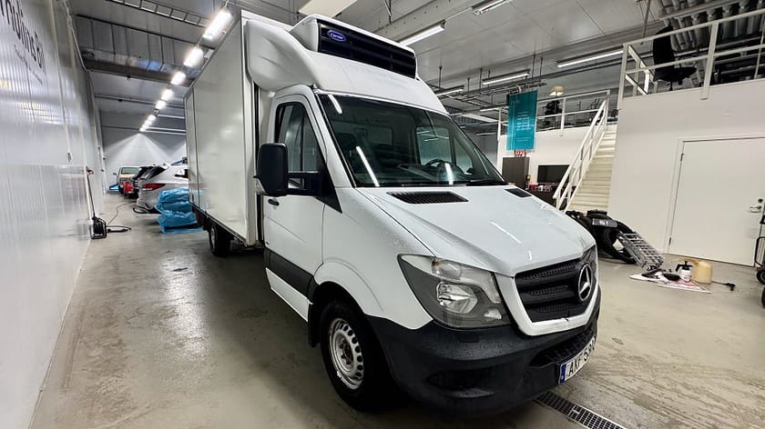 Bild 2 av Mercedes-Benz Sprinter 316 BlueTEC Chassi Cab CDI Aut / Kylbil / Bakgavel /1 Ägare