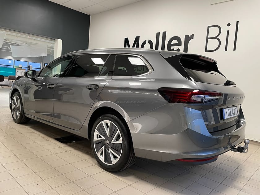 Bild 2 av Škoda Superb Kombi Skoda COMBI SELECTION 2,0 TDI 193 HK DSG 4X4 Lagererbjud