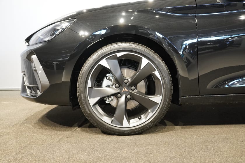 Bild 4 av CUPRA Leon Sportstourer eTSI Privatleasingkampanj