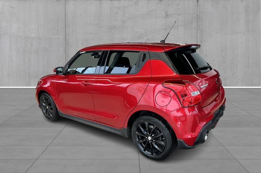 Bilde 2 av Suzuki Swift Sport Sport, 1,4L 140HK, Navigasjon, Ryggekamera