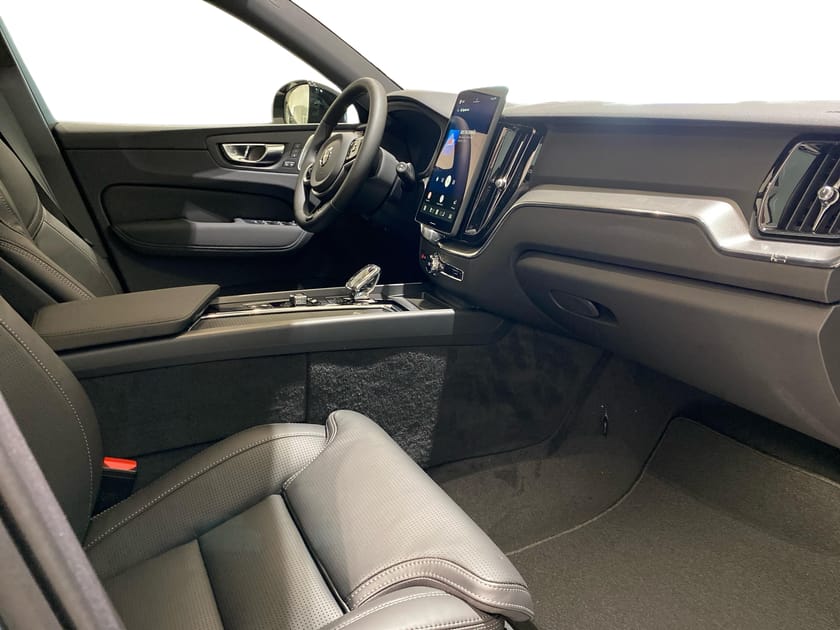Bild 4 av Volvo XC60 T8 Plus Black Nordic Edition - Demobil