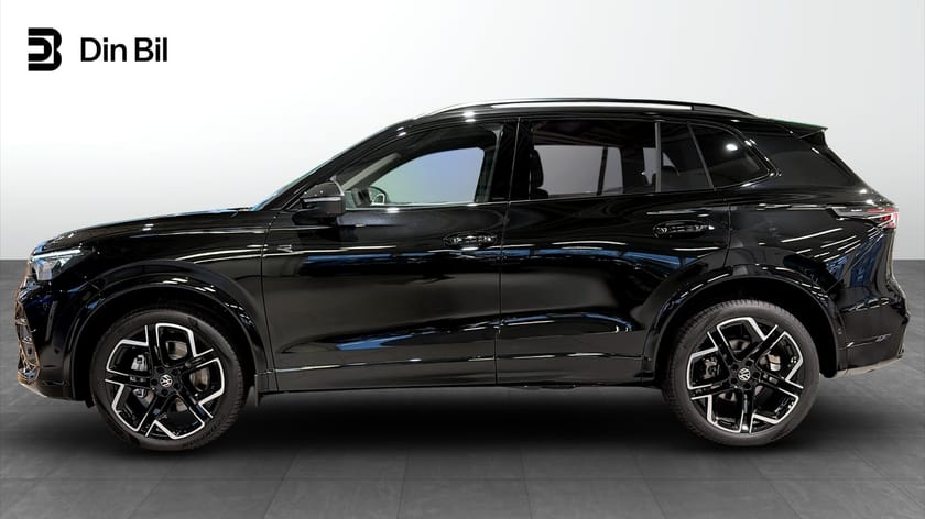 Bild 3 av Volkswagen Tiguan R-Line Black PANORAMA/DRAG/LÄDER