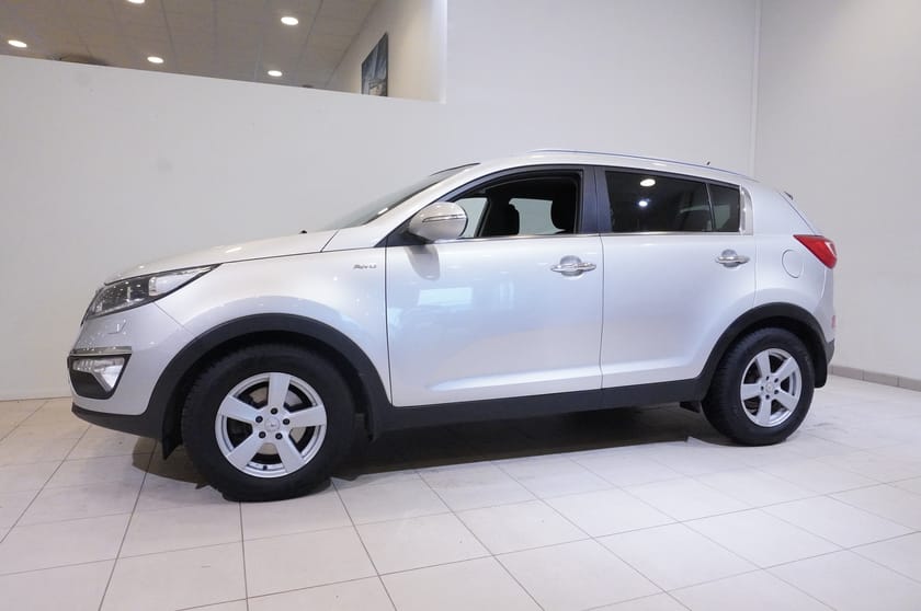 Bild 4 av Kia Sportage 2.0 CRDi AWD Automat Ex 184hk, Dragkrok, Stolsvärme, PDC Bak