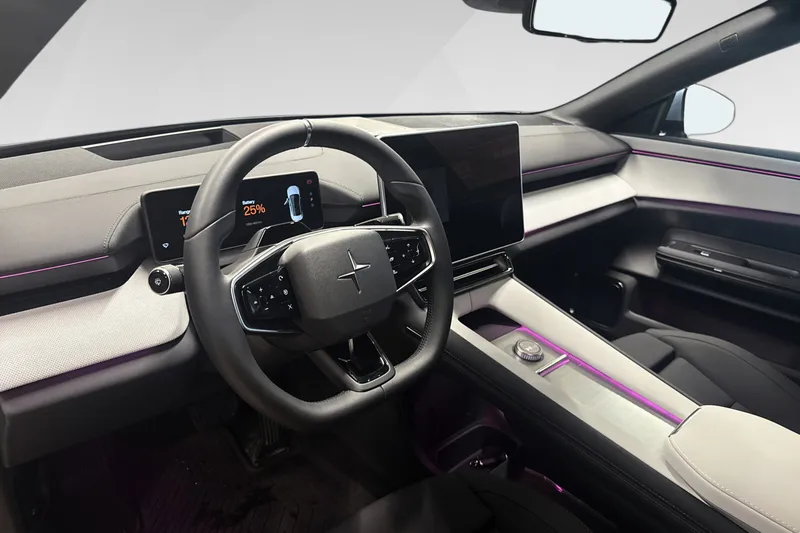 Polestar 4 Long Range Dual motor bilde 12