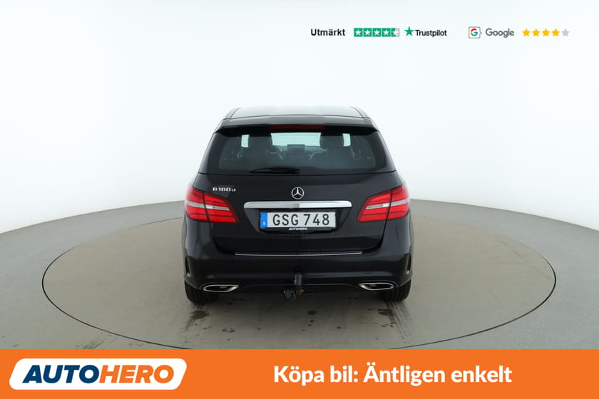 Bild 4 av Mercedes-Benz B 180 d AMG Sport / Dragkrok, Backkamera