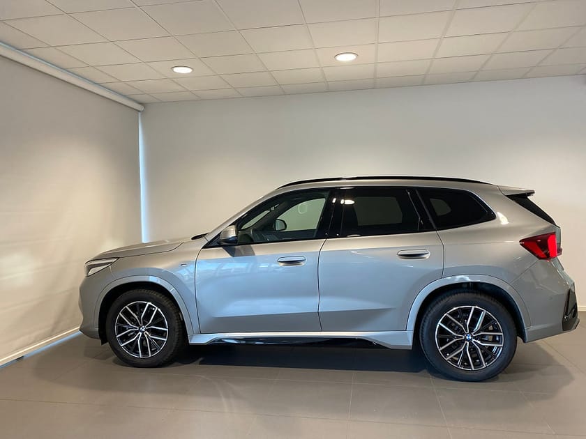 Bild 2 av BMW X1 sDrive18i 4,95% ränta M-Sport Elstolar Adap* Fart*