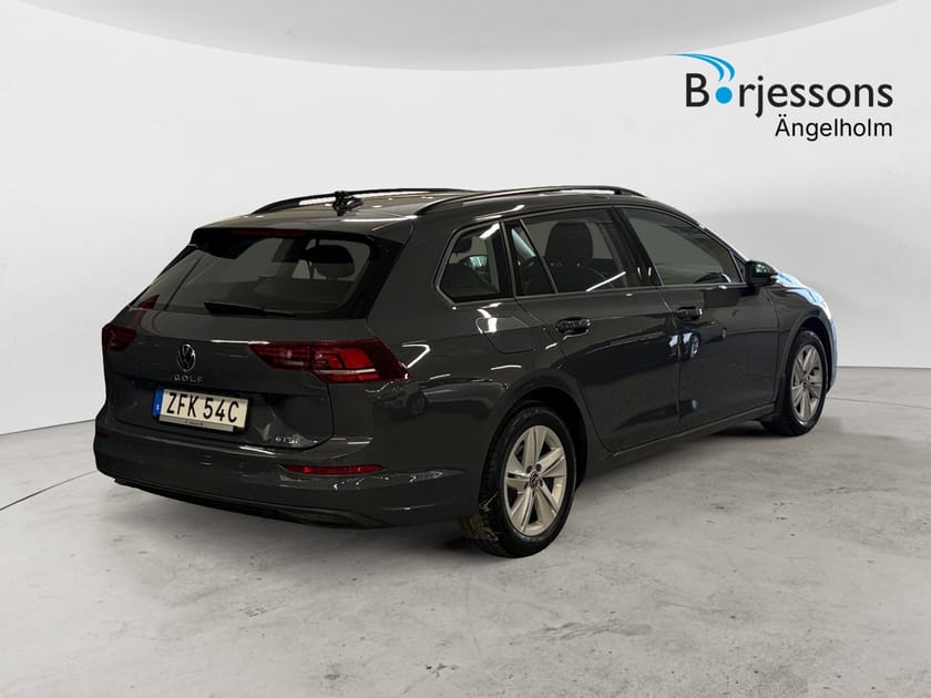 Bild 3 av Volkswagen Golf Sportscombi 1.5 eTSI 150 HK D
