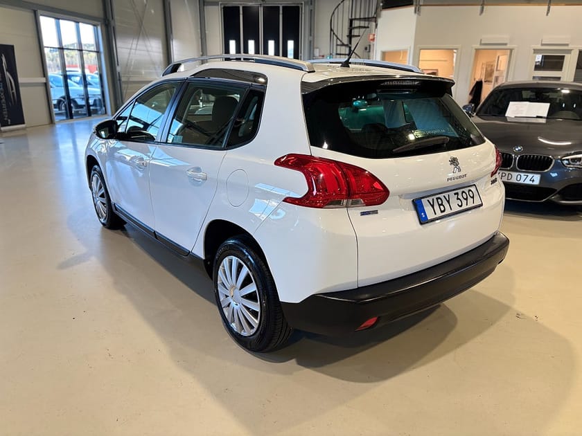Bild 3 av Peugeot 2008 1.2 VTi Euro 6, Drag, Motorvärmare,