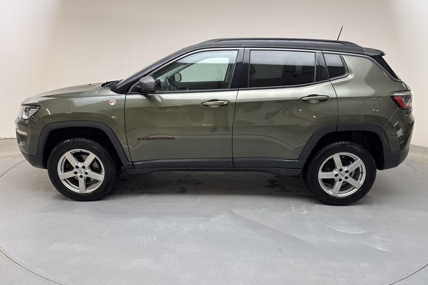 Bild 2 av Jeep Compass 2.0 Multijet 4WD (170hk) TrailHawk Beats