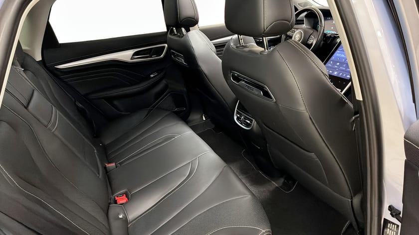 Bild 5 av MG Marvel R Performance 