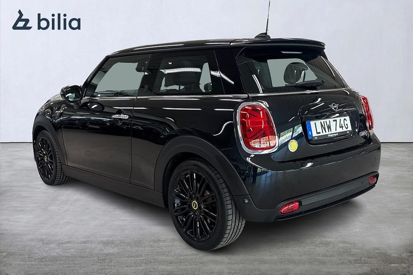 Bild 2 av MINI Cooper SE / Backkamera / Panorama / Tonade rutor / Komfortöpp.
