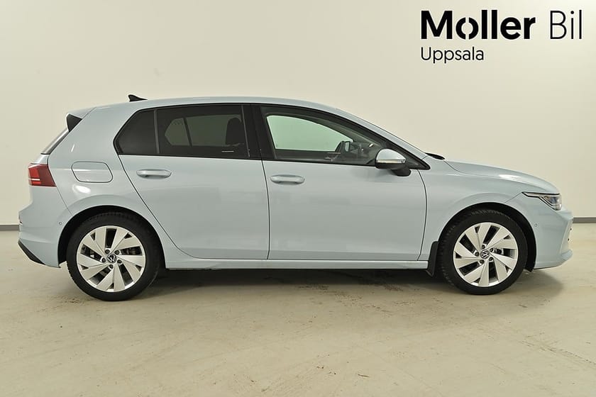 Bild 2 av Volkswagen Golf 1.5 eTSI 150hk, Edition, Backkamera, Värmare