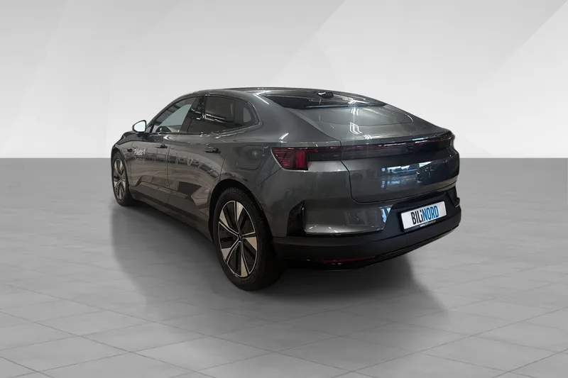 Polestar 4 Long Range Dual motor bilde 6