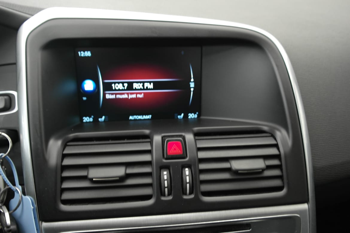 Volvo XC60 2016 - miniatyr 9