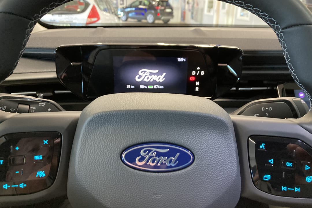 Ford Explorer EV Extended Range RWD