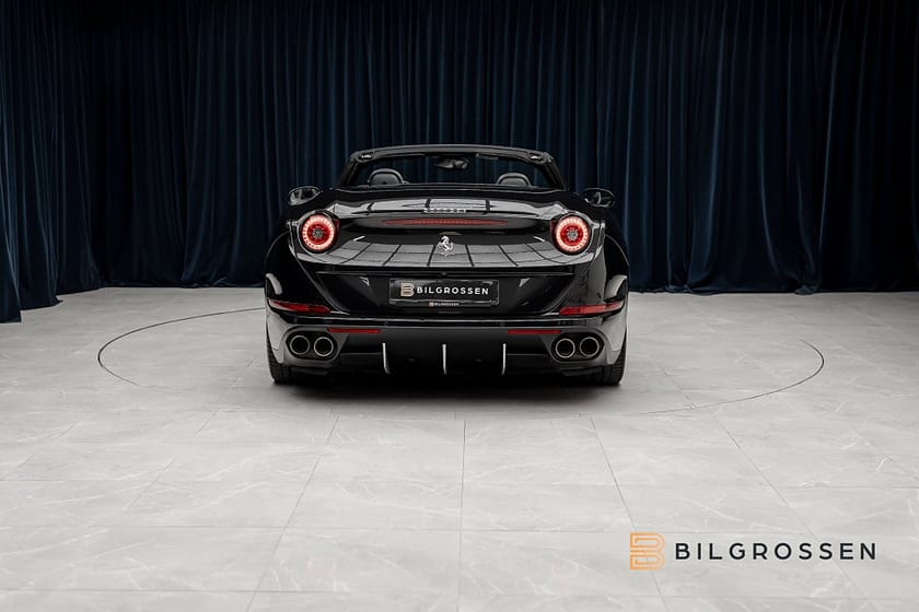 Bild 4 av Ferrari California T 3.9 V8 DCT 560hk NeroDaytona Kolfiber