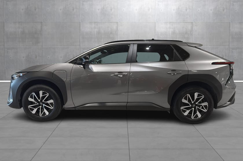 Bilde 2 av Toyota bZ4X AWD Active Tech