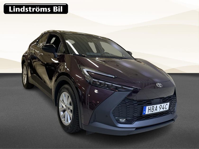Bild 3 av Toyota C-HR Hybrid 1,8 STYLE TEKNIKPAKET BI-TONE VINTERHJUL