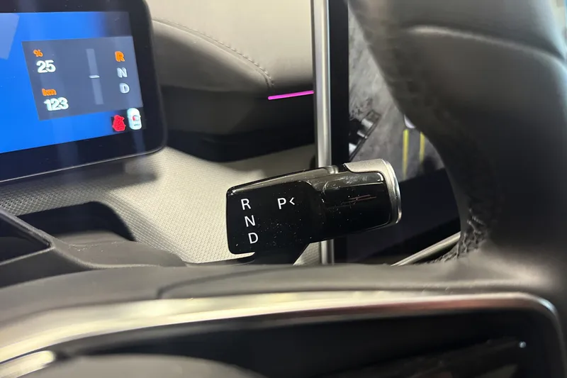 Polestar 4 Long Range Dual motor bilde 17