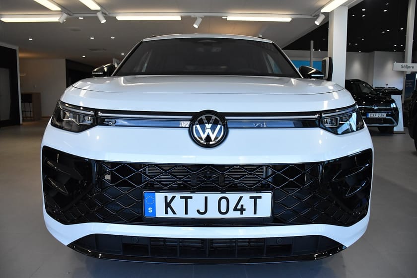 Bild 3 av Volkswagen Tayron 7-seater 2.0 TSI 265hk R-Line Edition * SE SPEC*