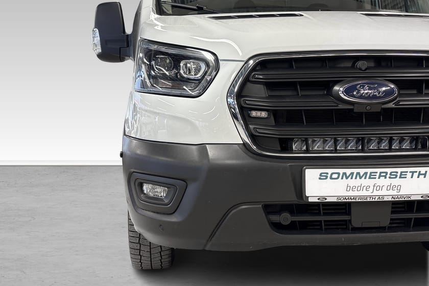Bilde 4 av Ford Transit 350 L3H2 Trend AWD -Webasto bak, innredning, MYE LYS