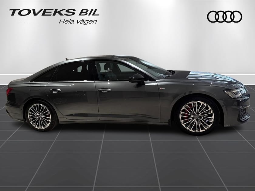 Bild 2 av Audi A6 Sedan 55 TFSI e quattro 367 HK QUATTR