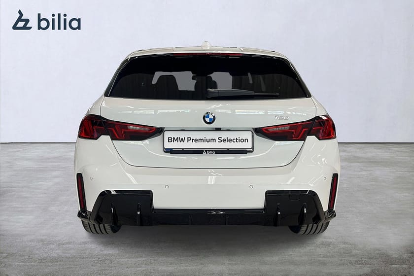 Bild 4 av BMW 120 M-Sport | DEMOBIL | Panorama | Rattvärme | Backkamera