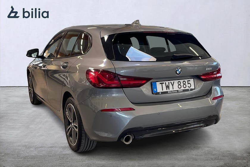 Bild 2 av BMW 118i Sport line Navi Rattvärme PDC Fram / Bak