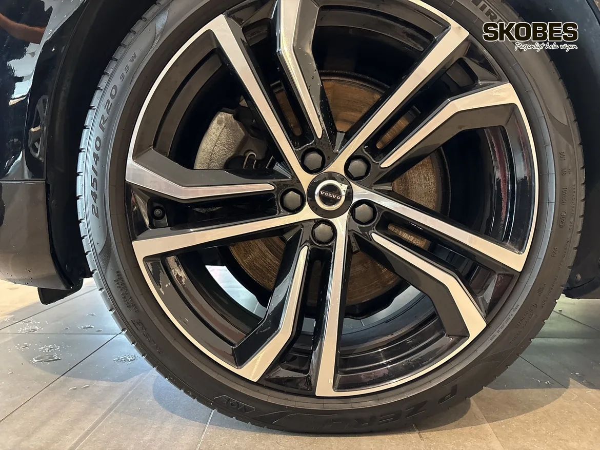 Volvo V90