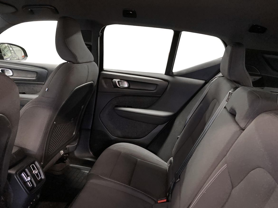 Volvo XC40 2023 - miniatyr 7