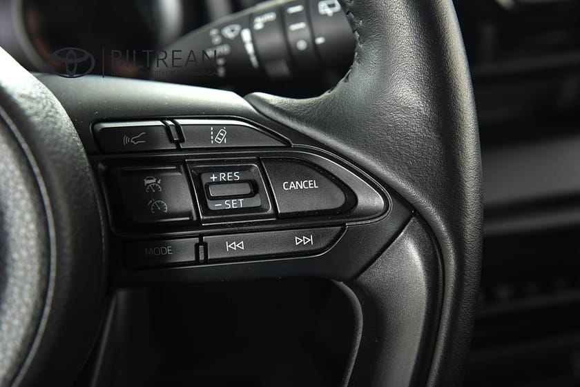 Bild 5 av Toyota Yaris Hybrid Elhybrid Active Plus Backkamera